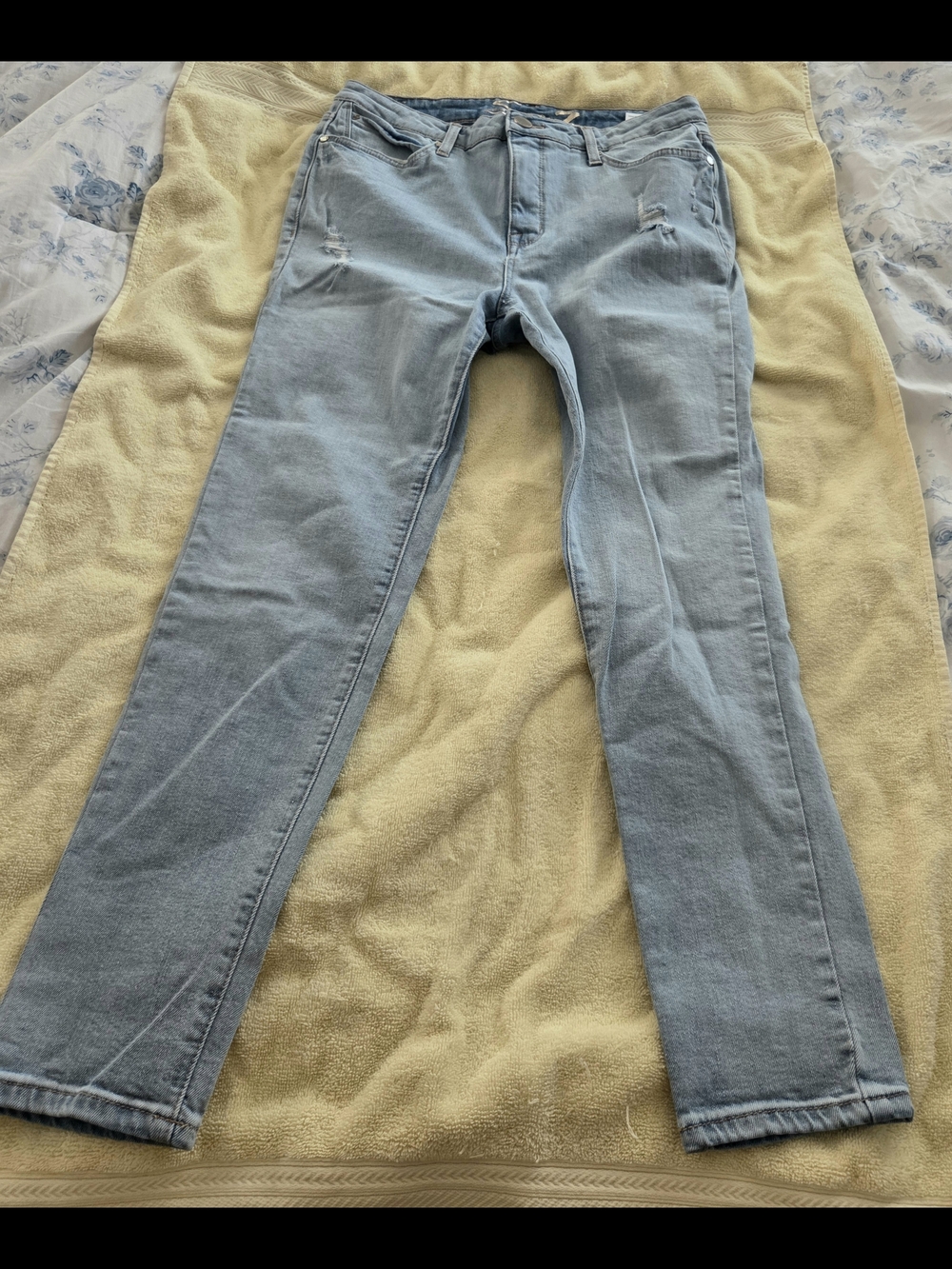 Seven7 Light Blue Denim Distressed Jeans High Rise Skinny
